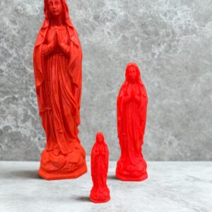 Statue Vierge Marie Rouge