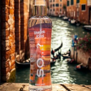 Brume Escapes Venice Kiss